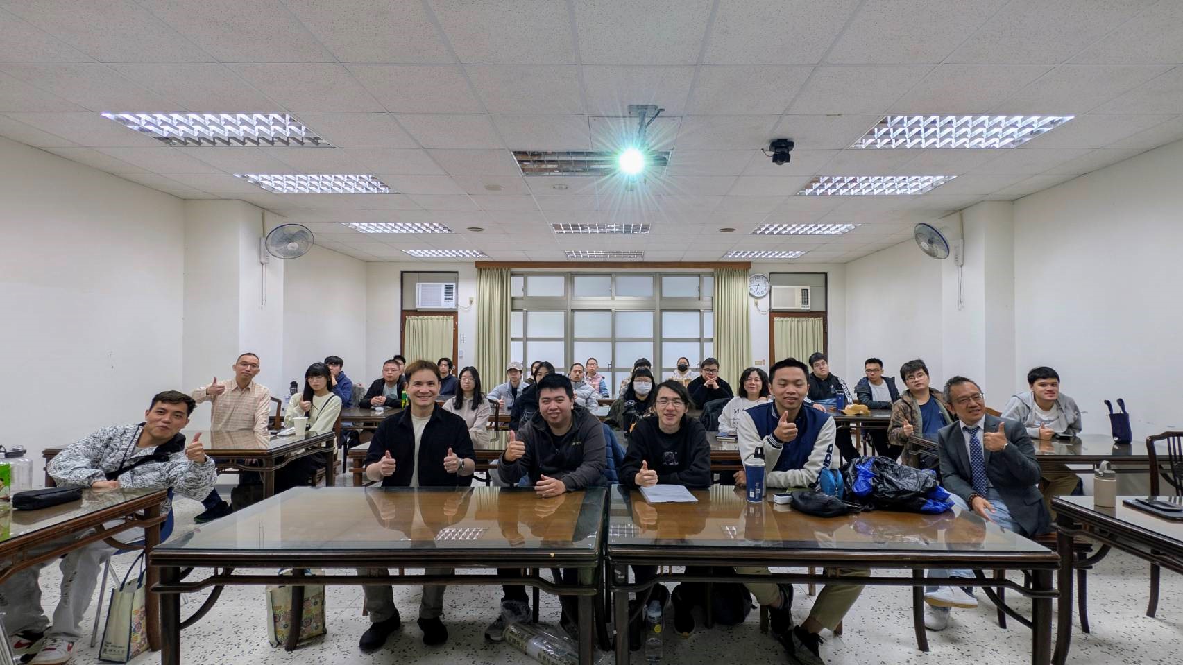 這是一張圖片 這是一張圖片